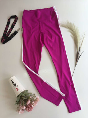 Imagen de PINK Legging High Wait Magenta con Linea Blanca Lateral.